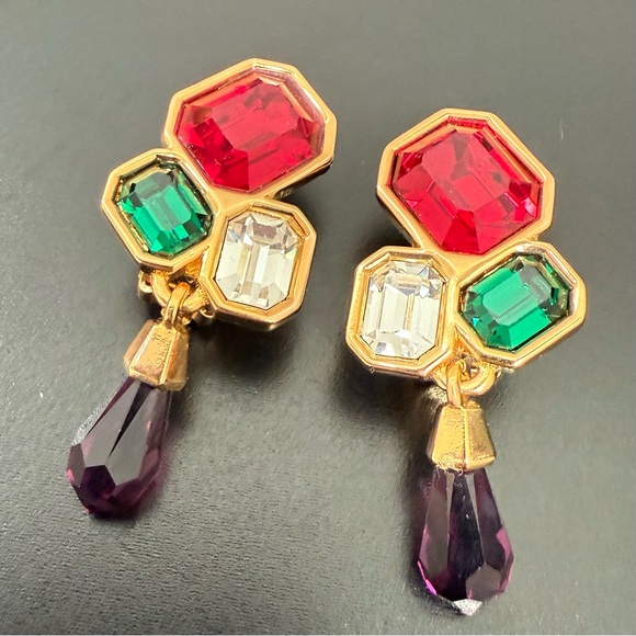 Vintage SWAROVSKI Swan Signed Multicolored Crystal Geometric Teardrop Earrings - Picture 4 of 14